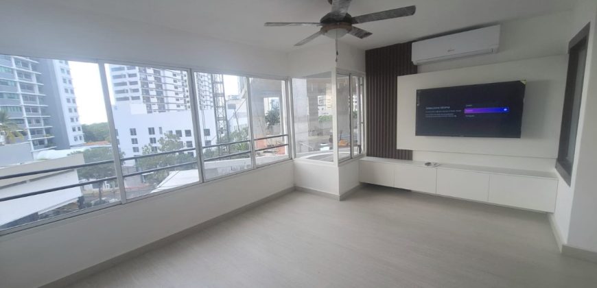 For Rent: Apartment in PH Coco del Mar