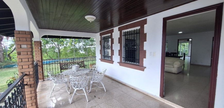 For Rent: Spacious House in El Dorado (#28-E), Ideal for Executives with Large Families and Pets