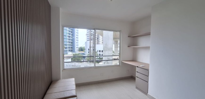 For Rent: Apartment in PH Coco del Mar
