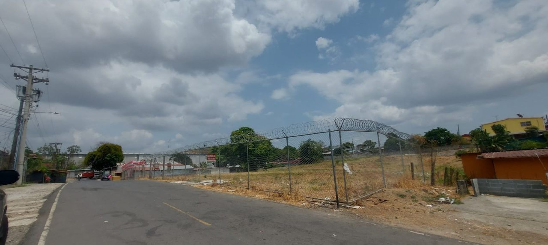 For Sale or Lease Great Investment Opportunity in Juan Díaz!
