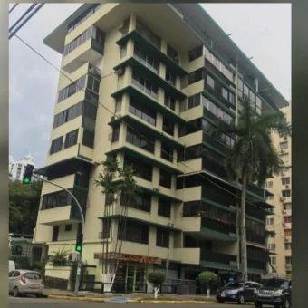 Spacious Apartment for Sale in PH Arcadia – Low Floor, 220 m²