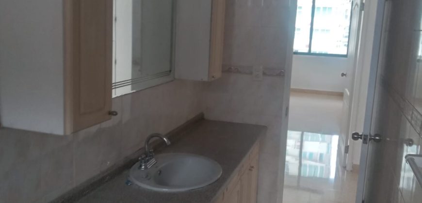 Spacious Apartment for Sale in PH Arcadia – Low Floor, 220 m²