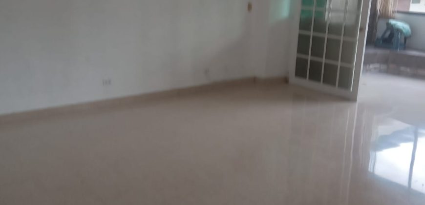 Spacious Apartment for Sale in PH Arcadia – Low Floor, 220 m²