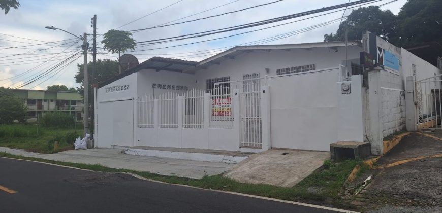 For Rent: Commercial House in Parque Lefevre – Ideal for Business