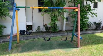 For Sale 2-Bedroom Apartment Near 12 de Octubre