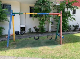 For Sale 2-Bedroom Apartment Near 12 de Octubre