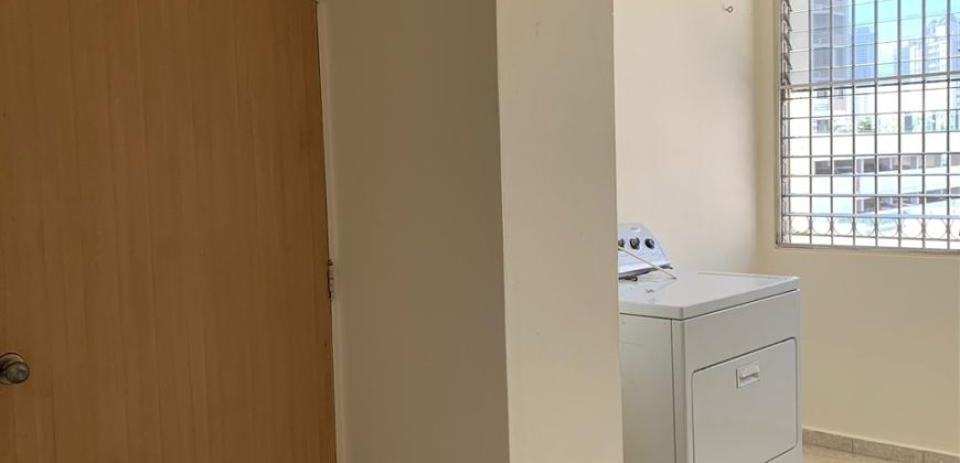 For Sale 3-Bedroom Apartment with Appliances in Obarrio