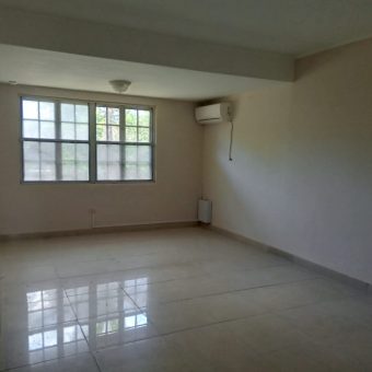 Spacious 5-Bedroom House for Sale in Llanos de Curundu, Albrook