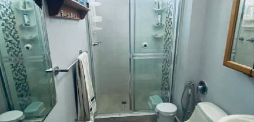 Fully Remodeled 3-Bedroom Apartment with White Appliances in Vía Israel