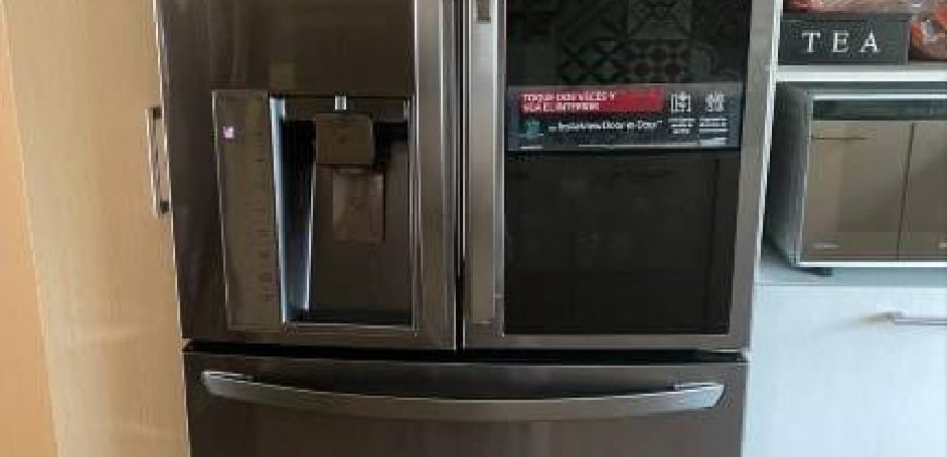 Fully Remodeled 3-Bedroom Apartment with White Appliances in Vía Israel