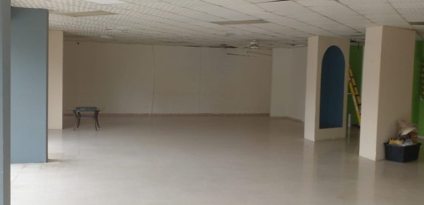 2-Story Building with Warehouse in Vista Hermosa