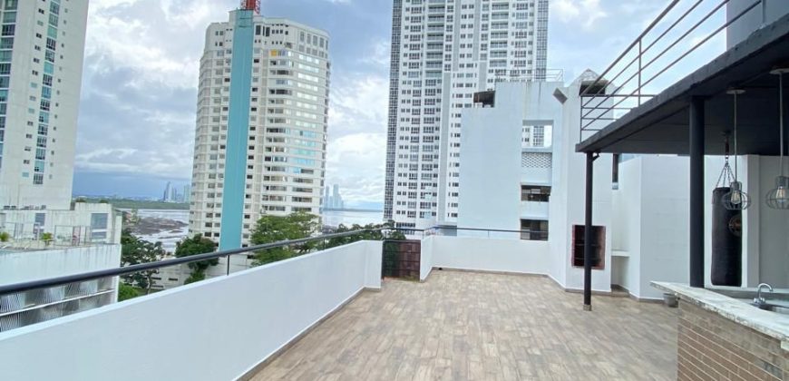 For Rent & For Sale Spacious 3-Bedroom Apartment in Coco del Mar – Prime Location!
